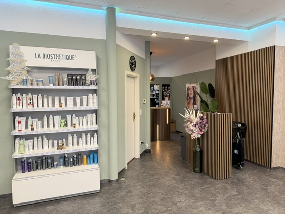 Salon Haartraum – Produktregal La Biosthétique
